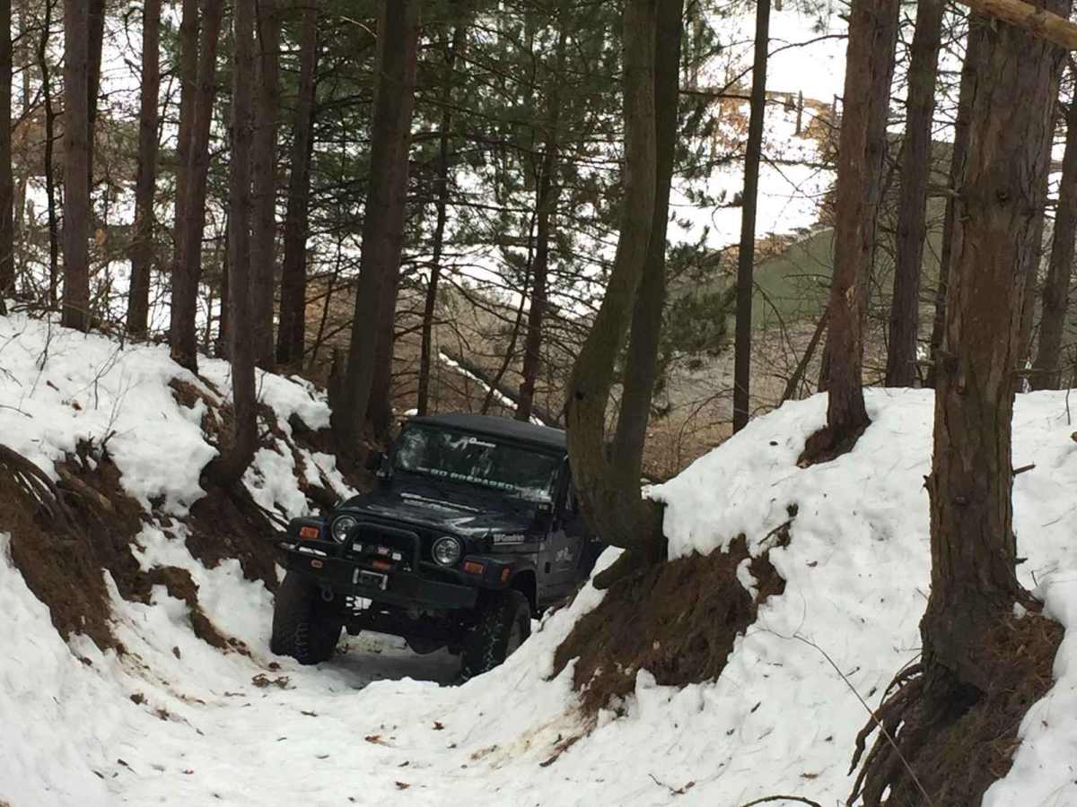 139 Blue trail photo