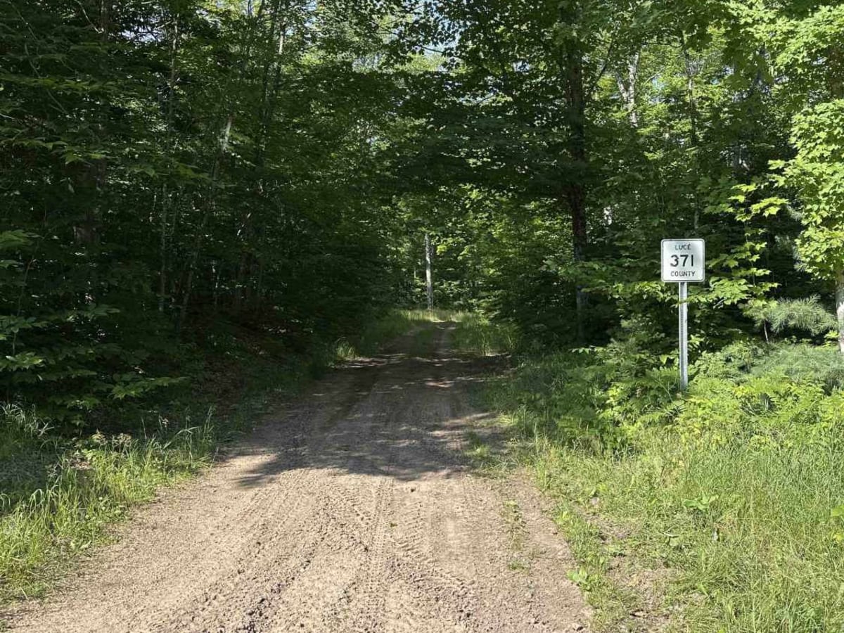 County Road 371 trail photo