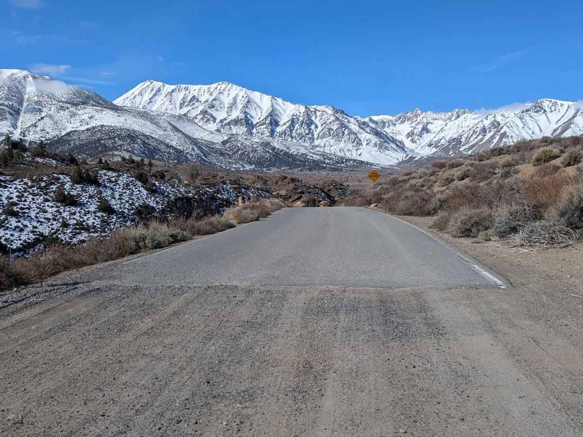 Owens Gorge Road trail photo