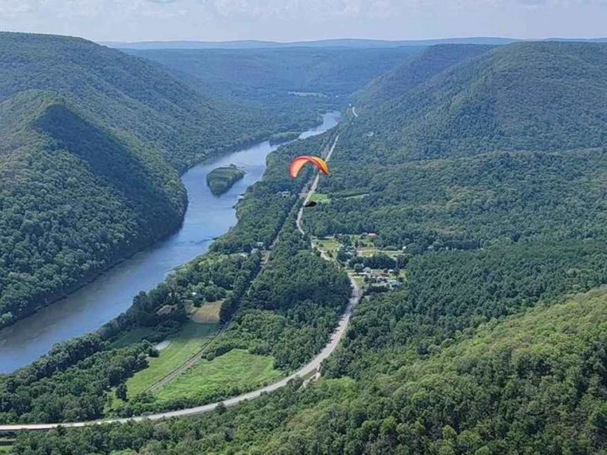 Old View Road trail photo
