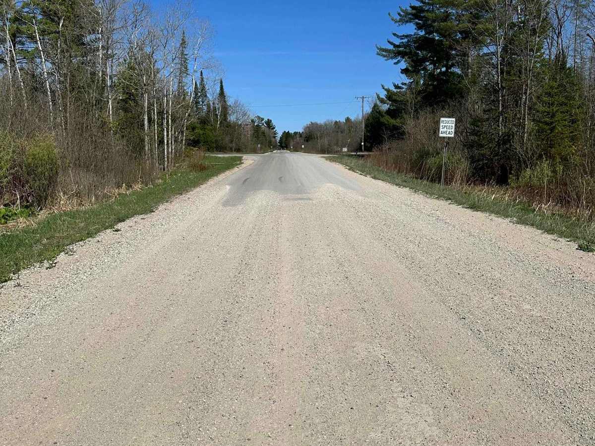 West 40 & 40 1/2 Road photo 5