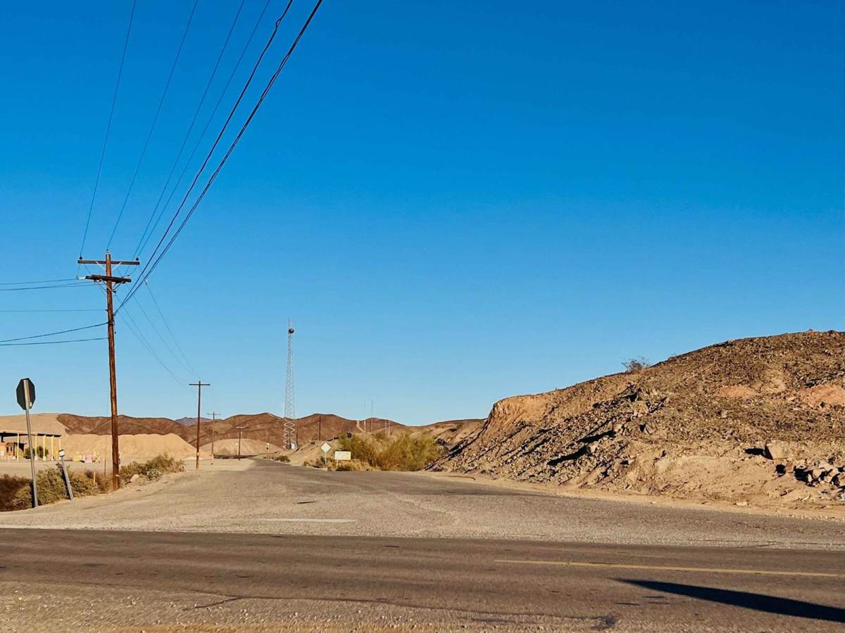 AZ Peace Trail The Fields To The Abandoned Bus Stop photo 5