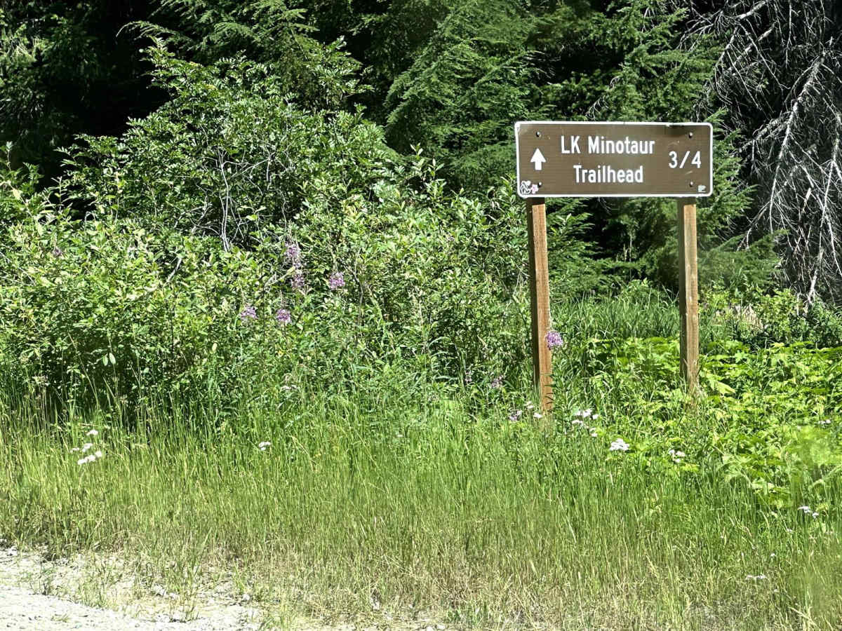 Minotaur Lake Trailhead photo 2