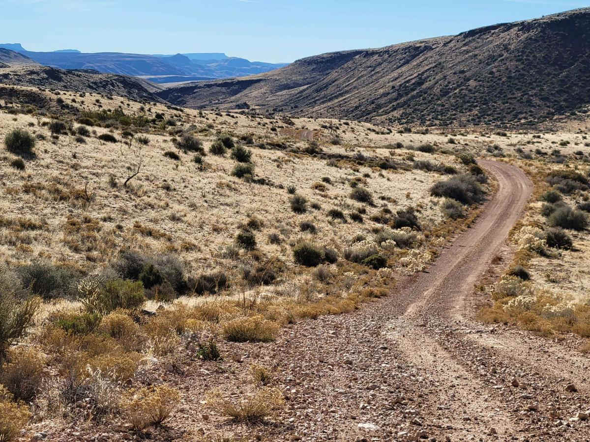 Black Canyon Road - BLM 1007 photo 6
