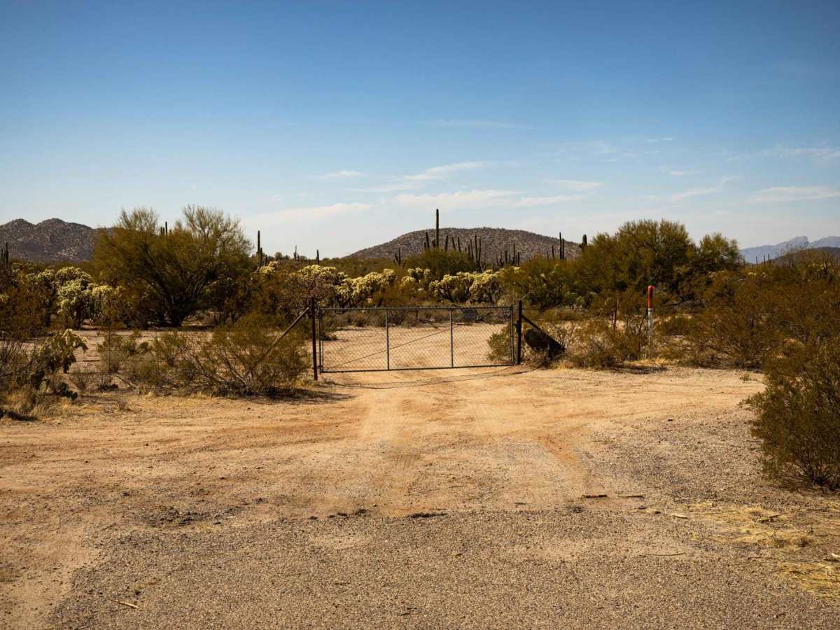 Mesa Tank Cutoff trail photo