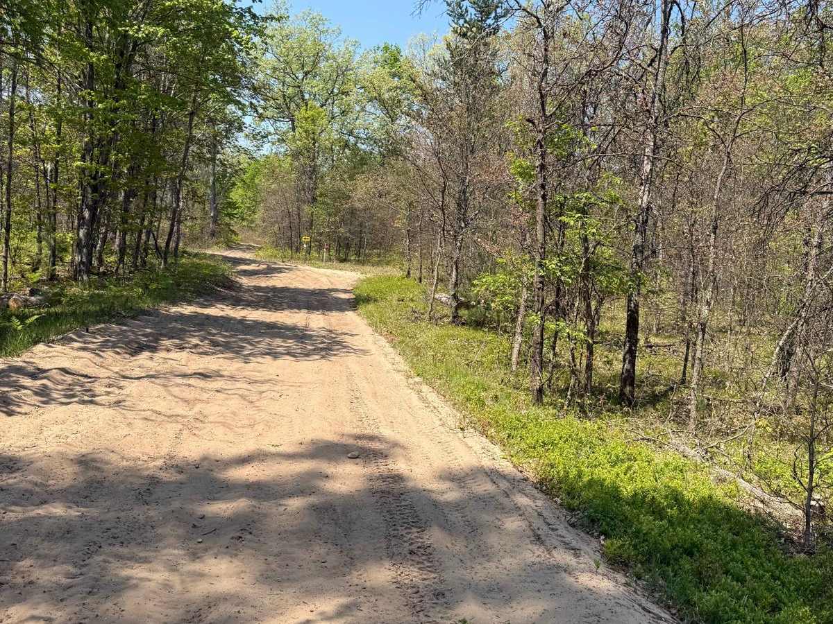 Sandy Berm Trail photo 5