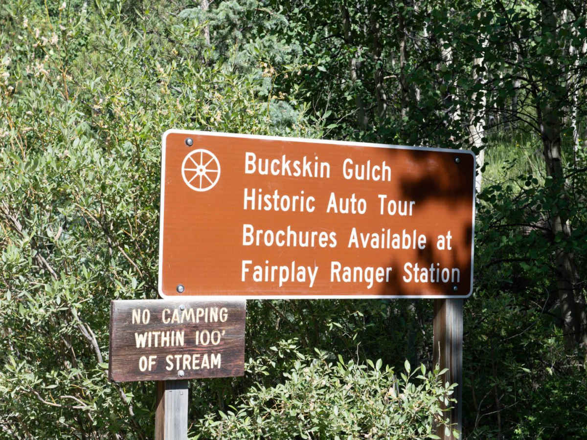 Buckskin Road trail photo