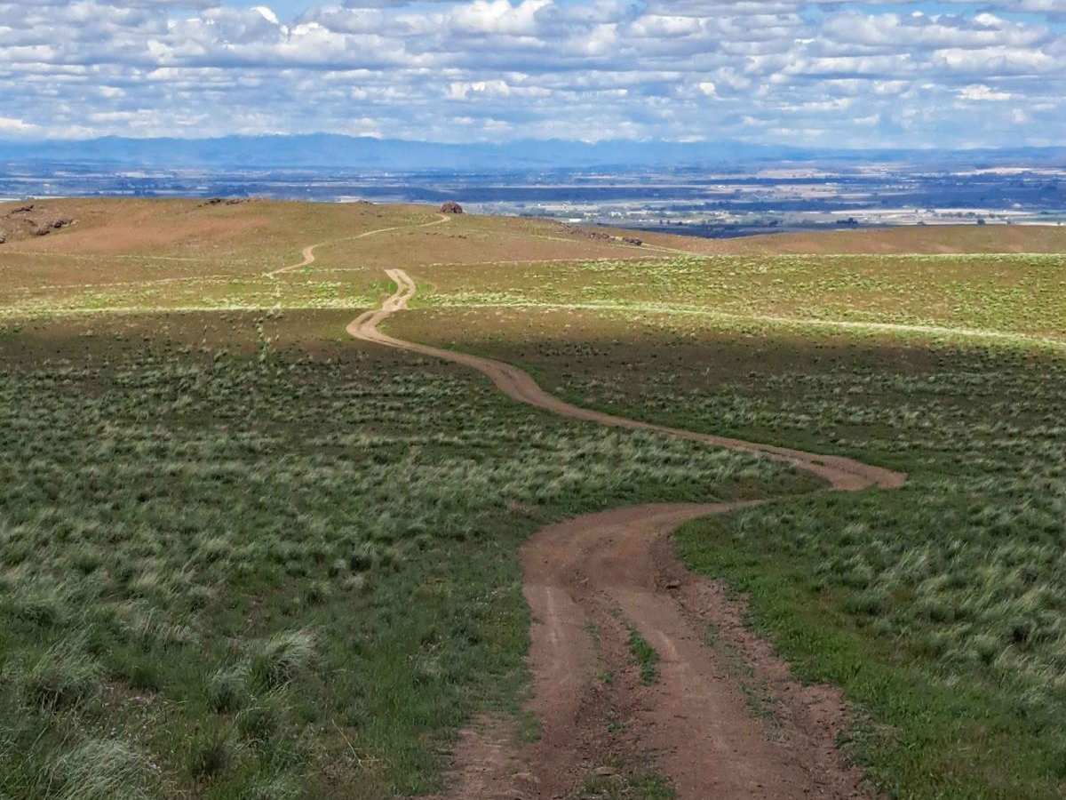 Graveyard Rim Trail photo 3