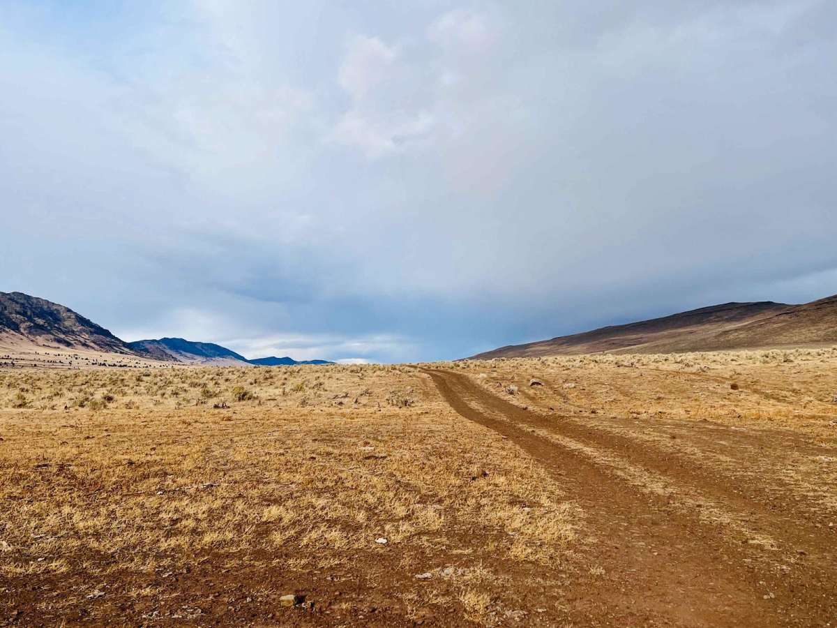 The Back Way to Mann Lake photo 4