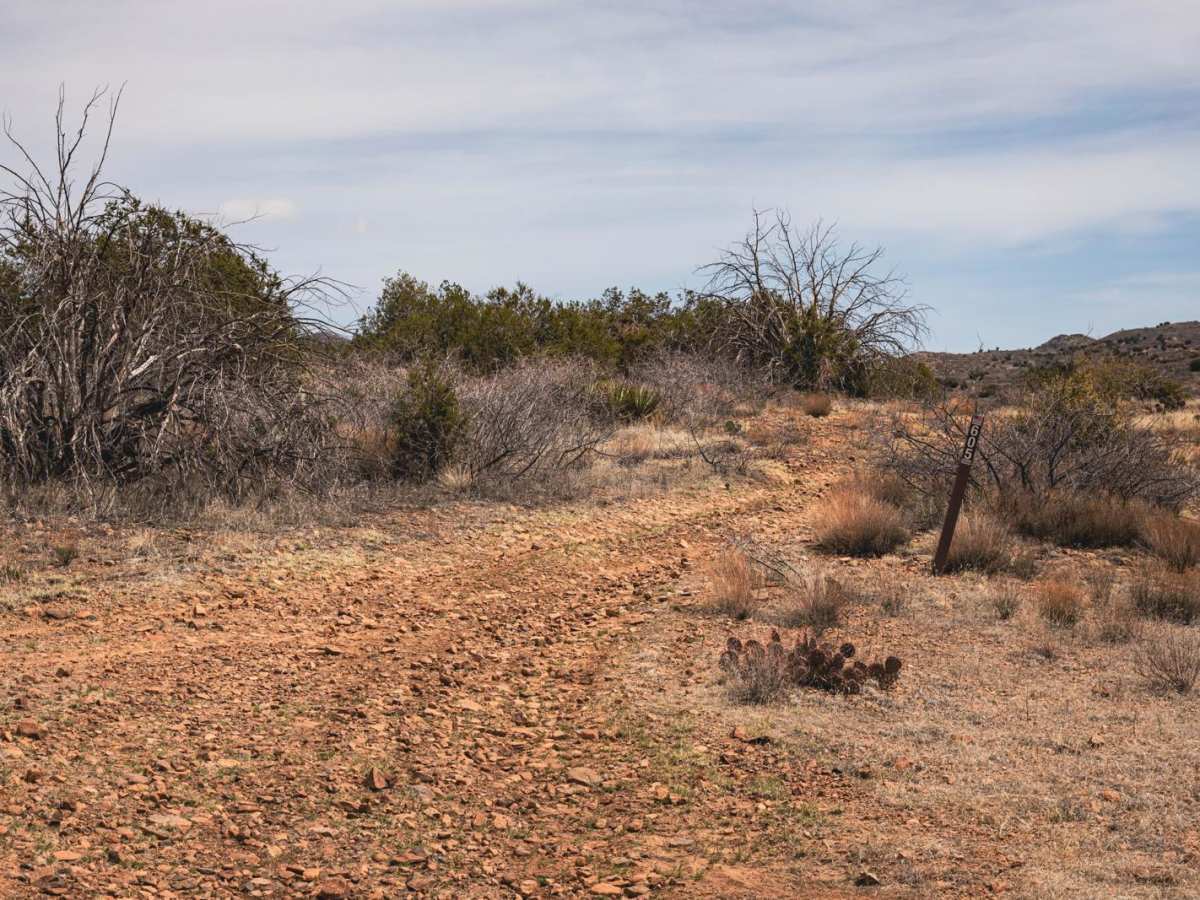 Granite Mountain trail photo