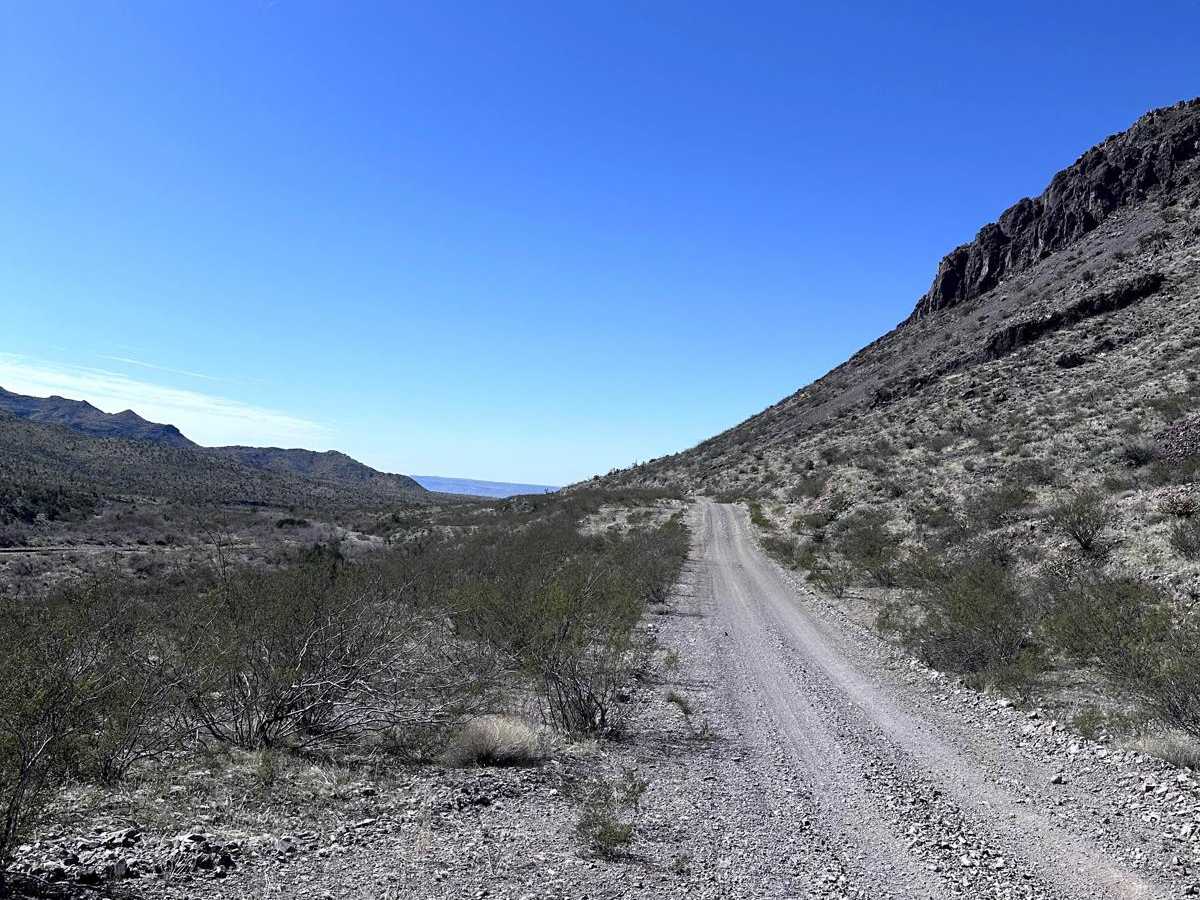 Hualapai Foothills to Mountain Connector photo 2