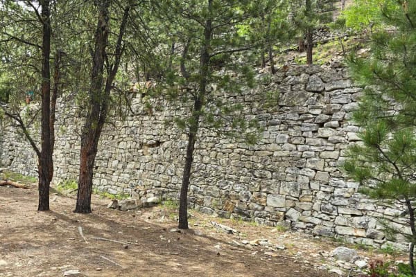 China Wall Trail