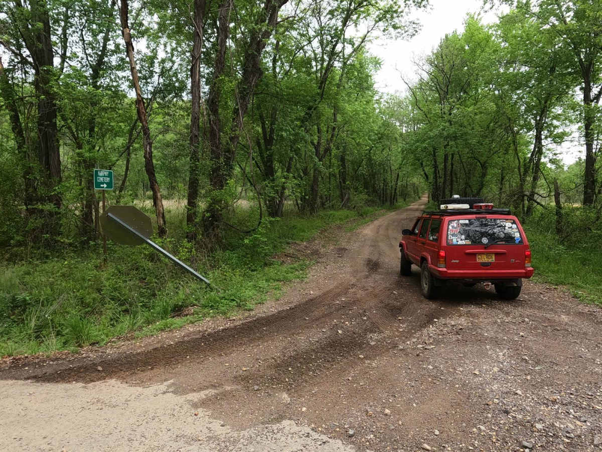 Murphy Cemetery Road photo 3