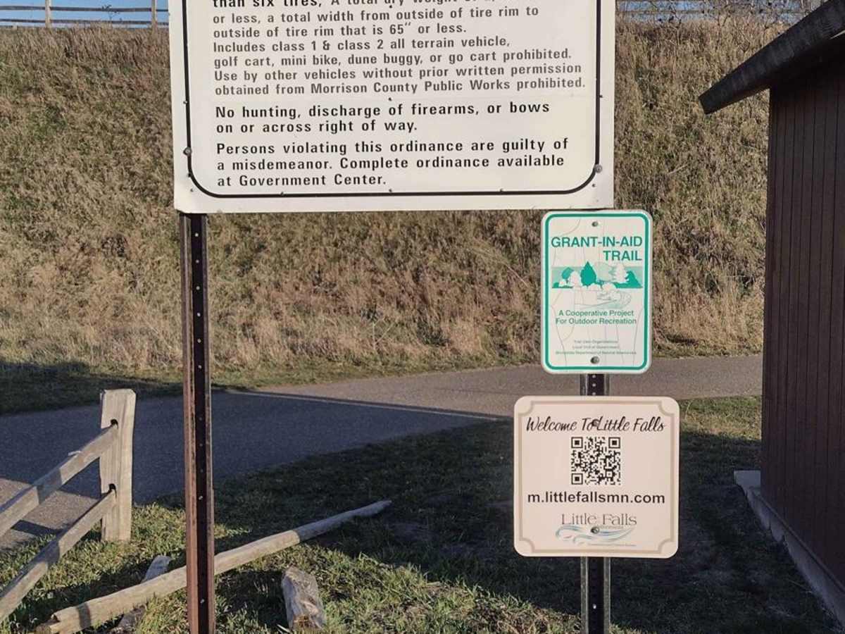 Trailhead Parking to Genola photo 2