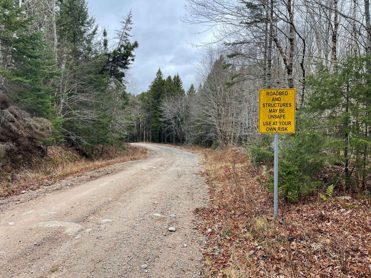 Hiking Trail Road photo 5