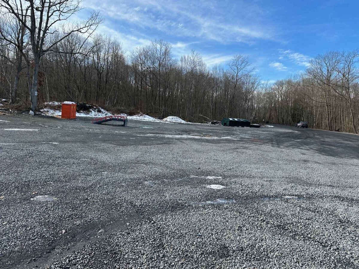 Locust Gap Entrance photo 2
