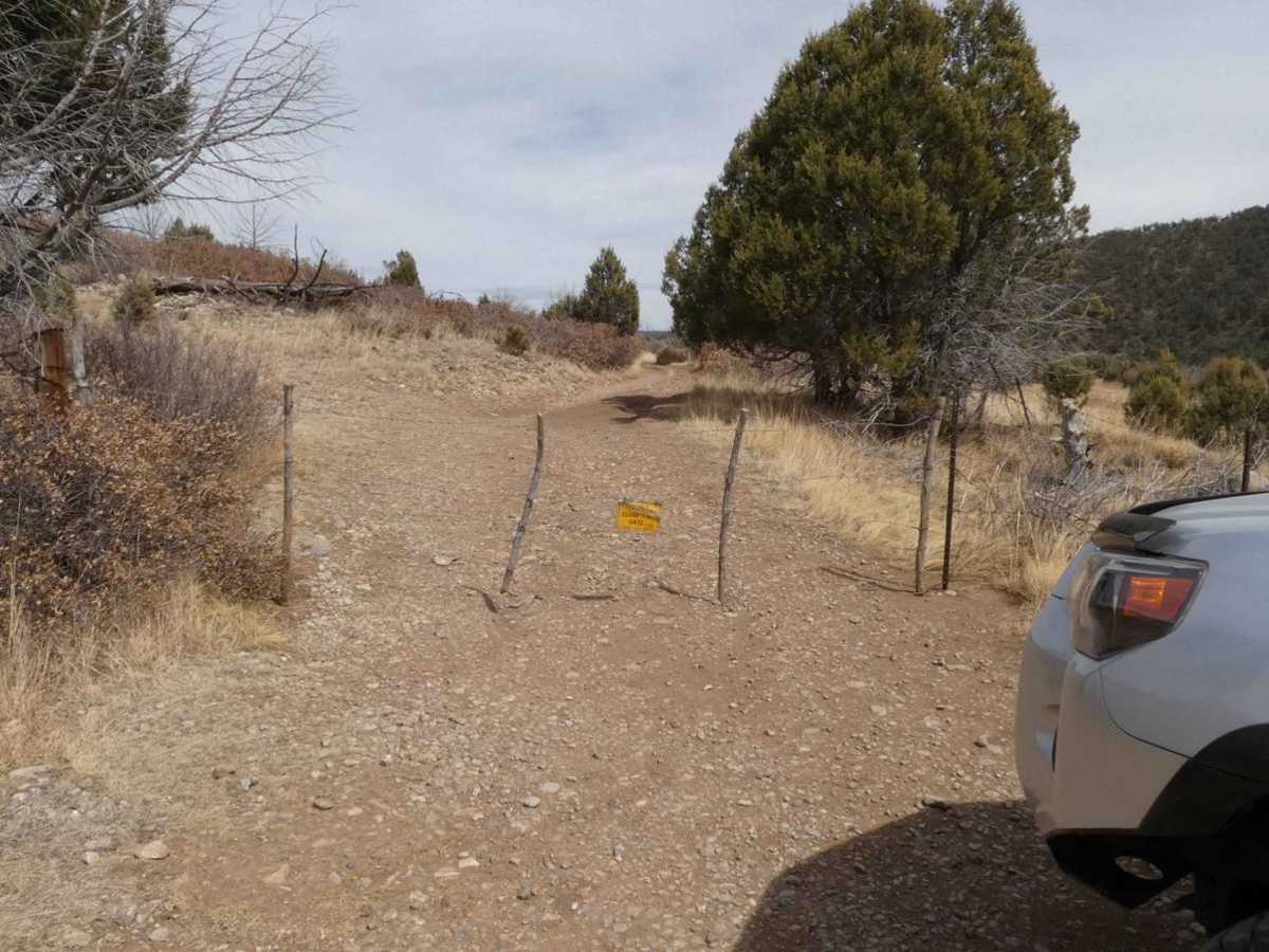 Graveyard trail photo