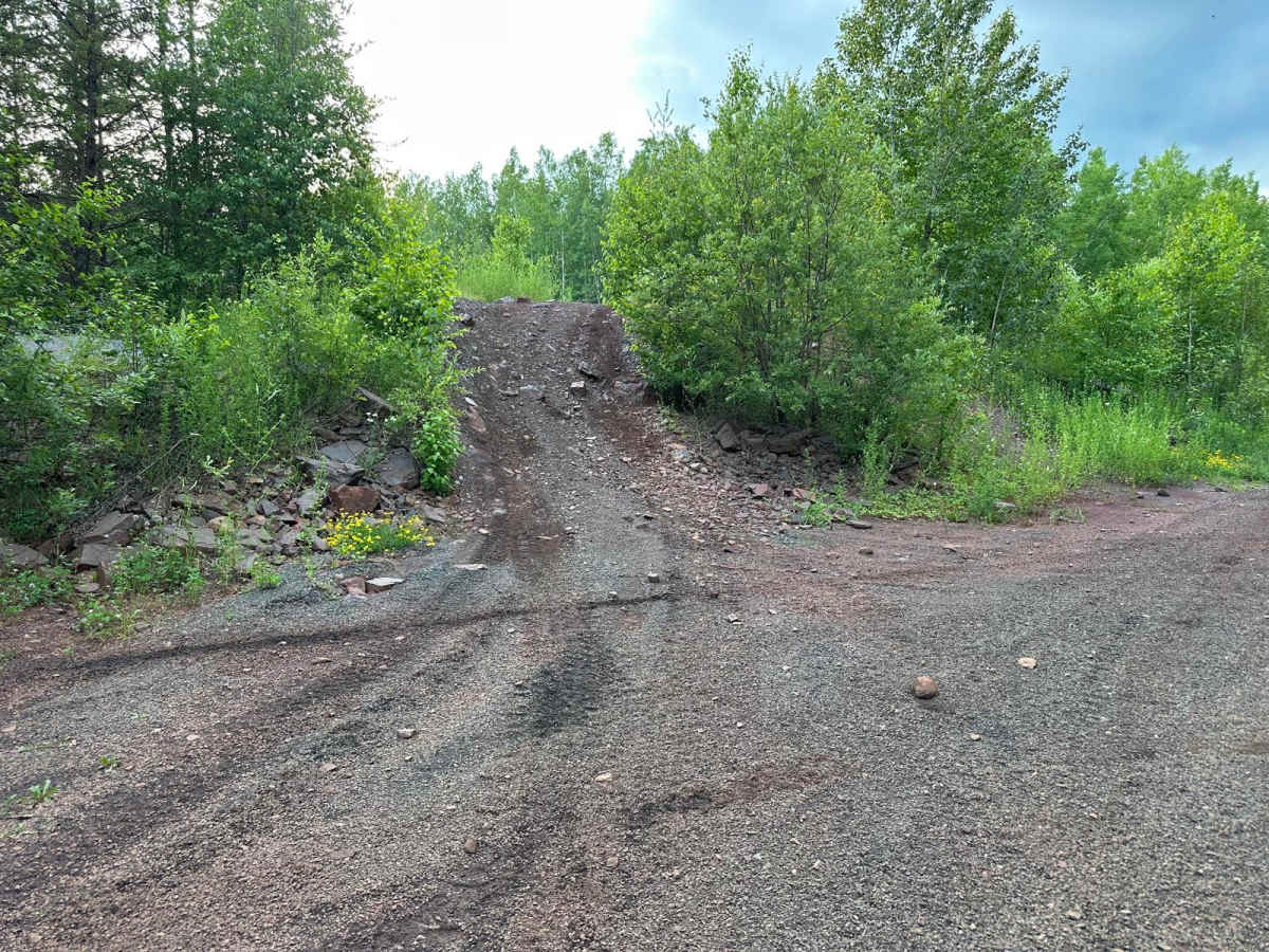 M & P Connector trail photo