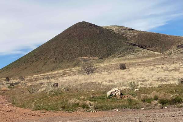 Veyo Volcano