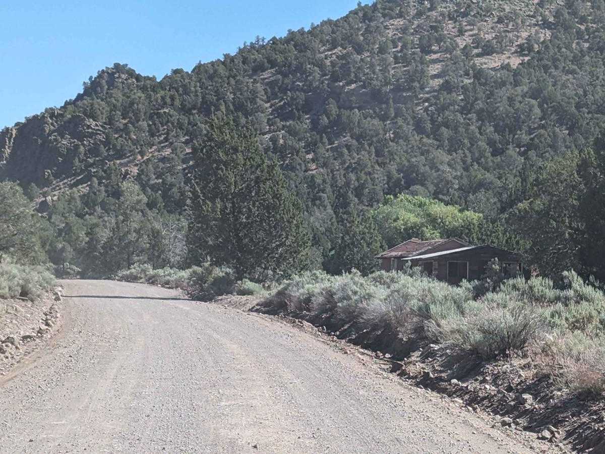 Modena Canyon Road-Hamblin Valley Road photo 5