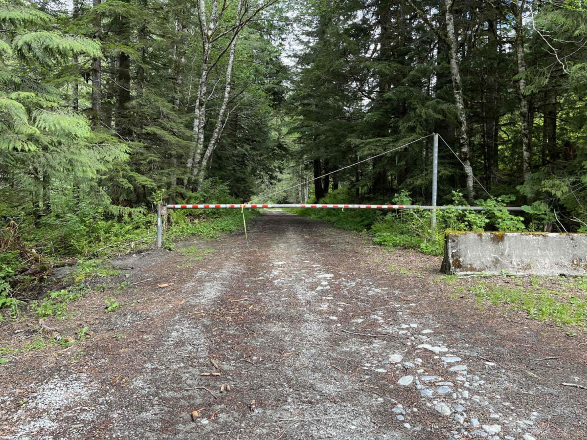 Cascade River Road photo 4