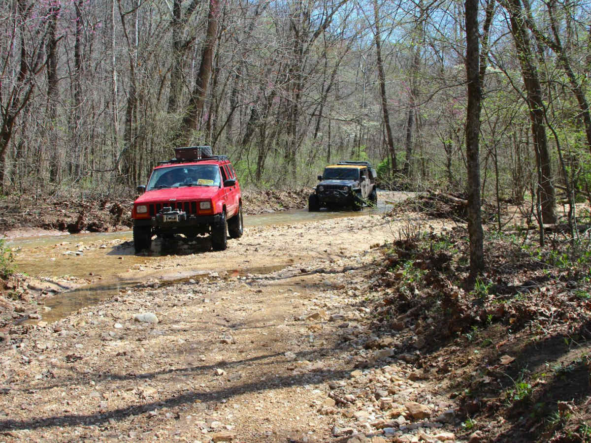 River Ridge Road trail photo