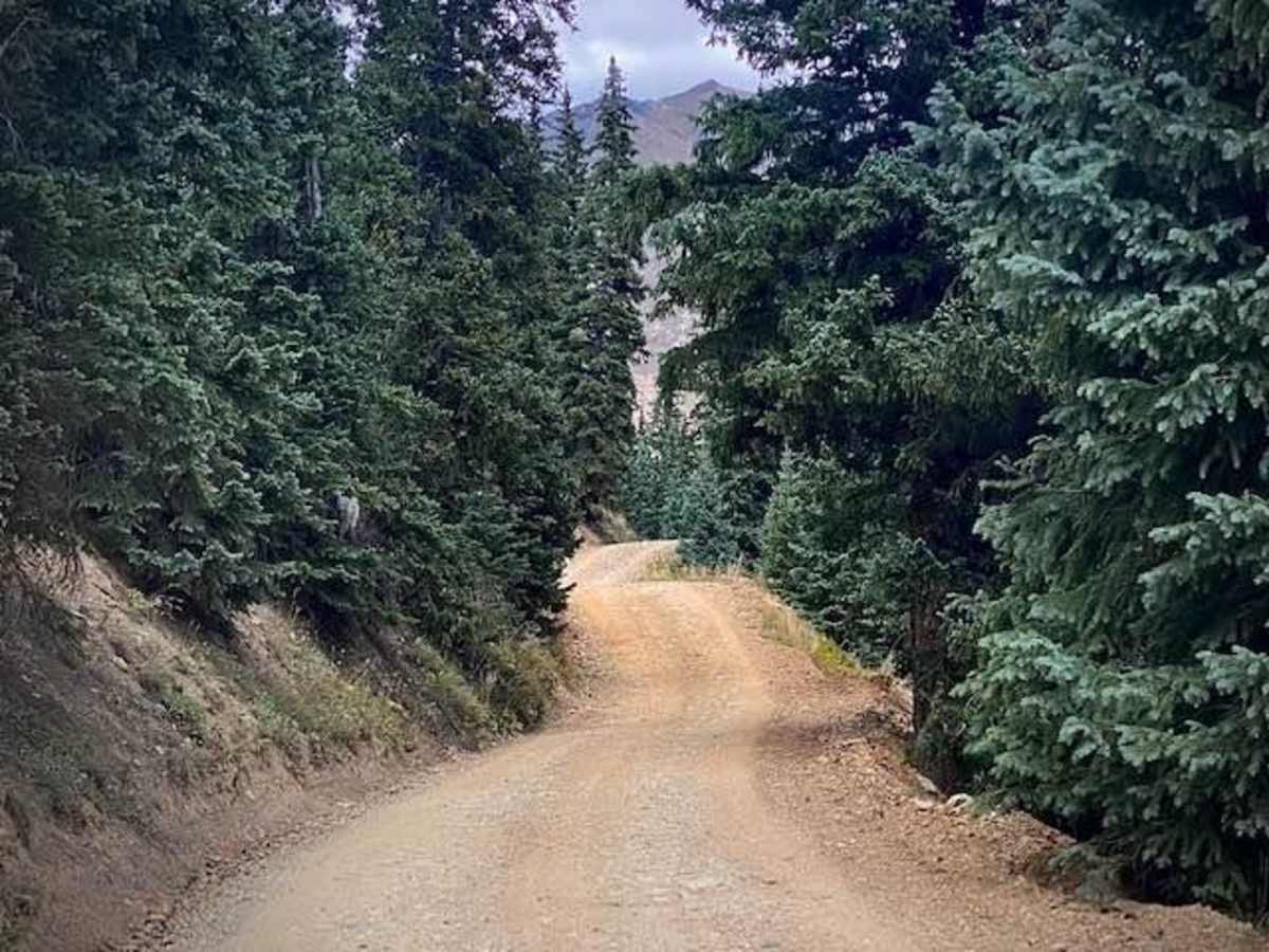 County Road 10 to Hurricane Pass photo 4