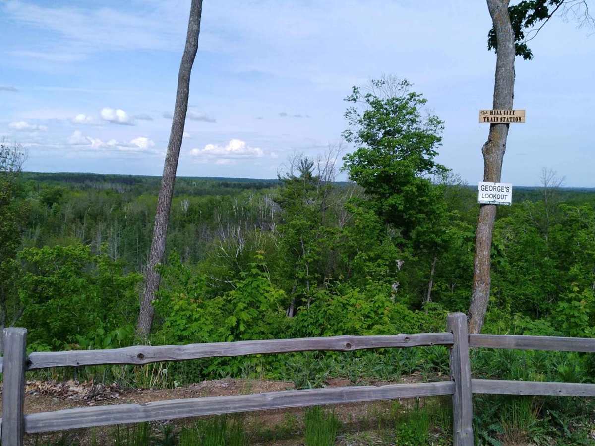 Hill City Trail photo 6