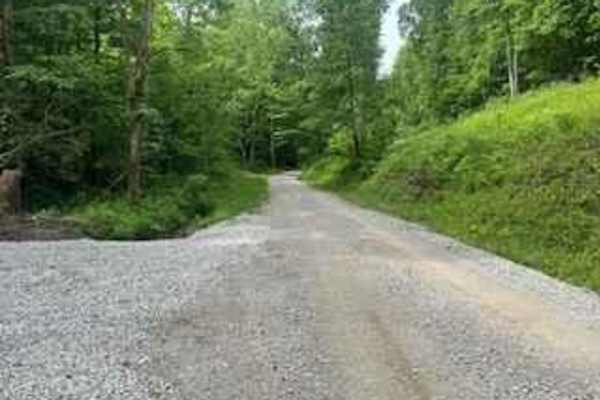 Wolf Creek Road