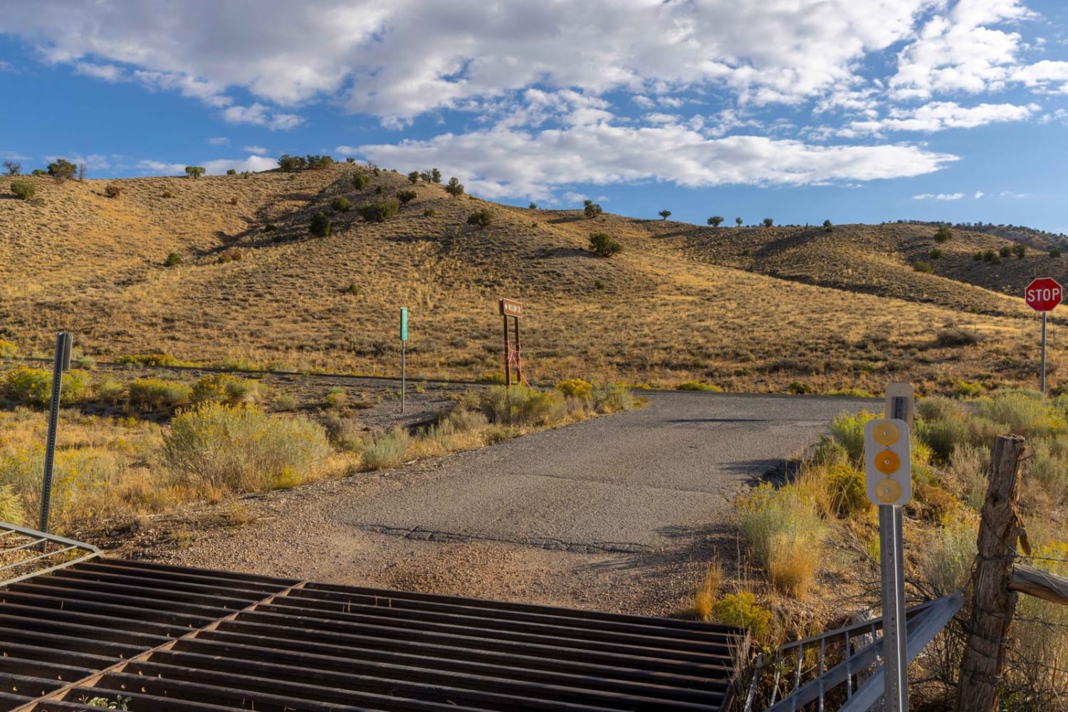 Willow Creek Canyon Road