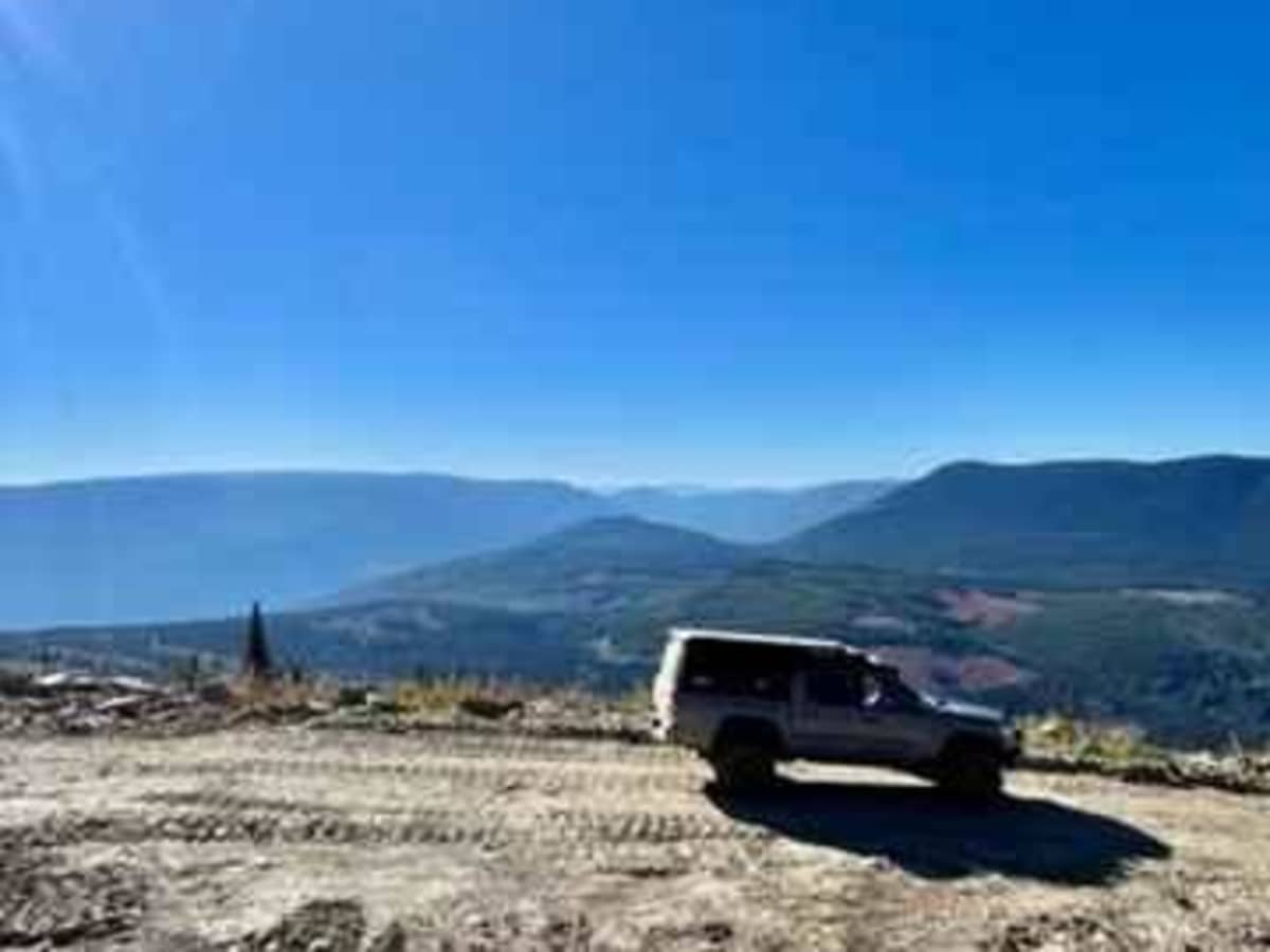 South Camp Road trail photo